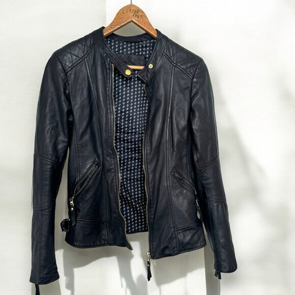 Danier Jackets & Blazers - Danier ladies genuine leather jacket xxs vintage